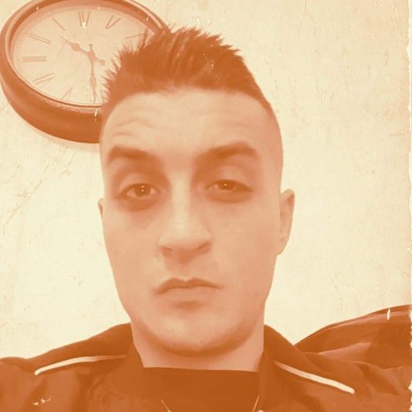 Meet your Posher, Zach - Picture 1 of 1